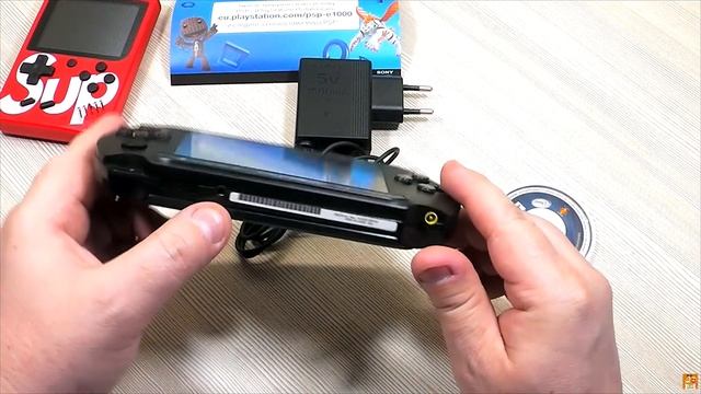 SONY PSP E1008. Купили новую в 2021 м году! Она по-прежнему крутая! смотреть онлайн
