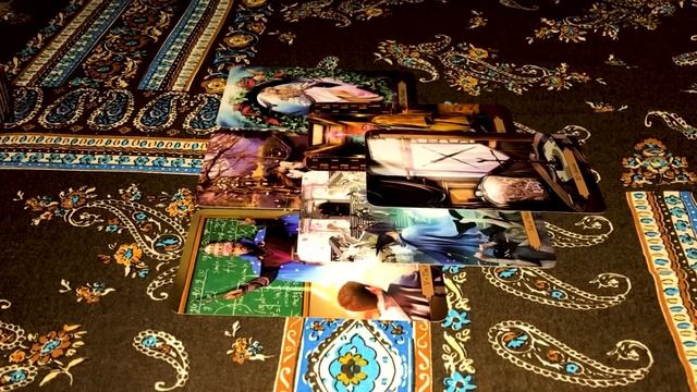 КАКОЙ МУЖЧИНА ИДЕТ ВАМ НА ВСТРЕЧУ И ДЛЯ ЧЕГО? МИРИАДЫ ТАРО смотреть онлайн