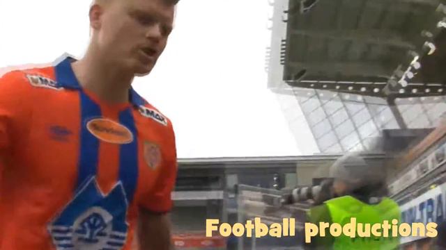 John Arne Riise "FY FAEN FOR EIN FI**** DOMMER!!!" смотреть онлайн
