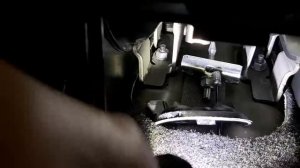 Замёрз ручник на пежо, что делать?