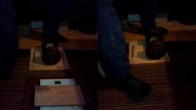 Вырывание сидя, гантели на ручке 7.6см, 24 кг 5 раз смотреть онлайн