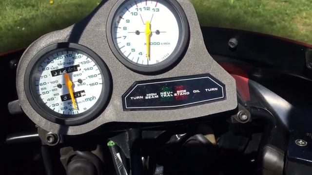 1986 Suzuki GSXR750 Yoshimura race colors смотреть онлайн