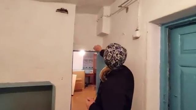 Купили дом в деревне у реки, Обзор большого старого дома смотреть онлайн