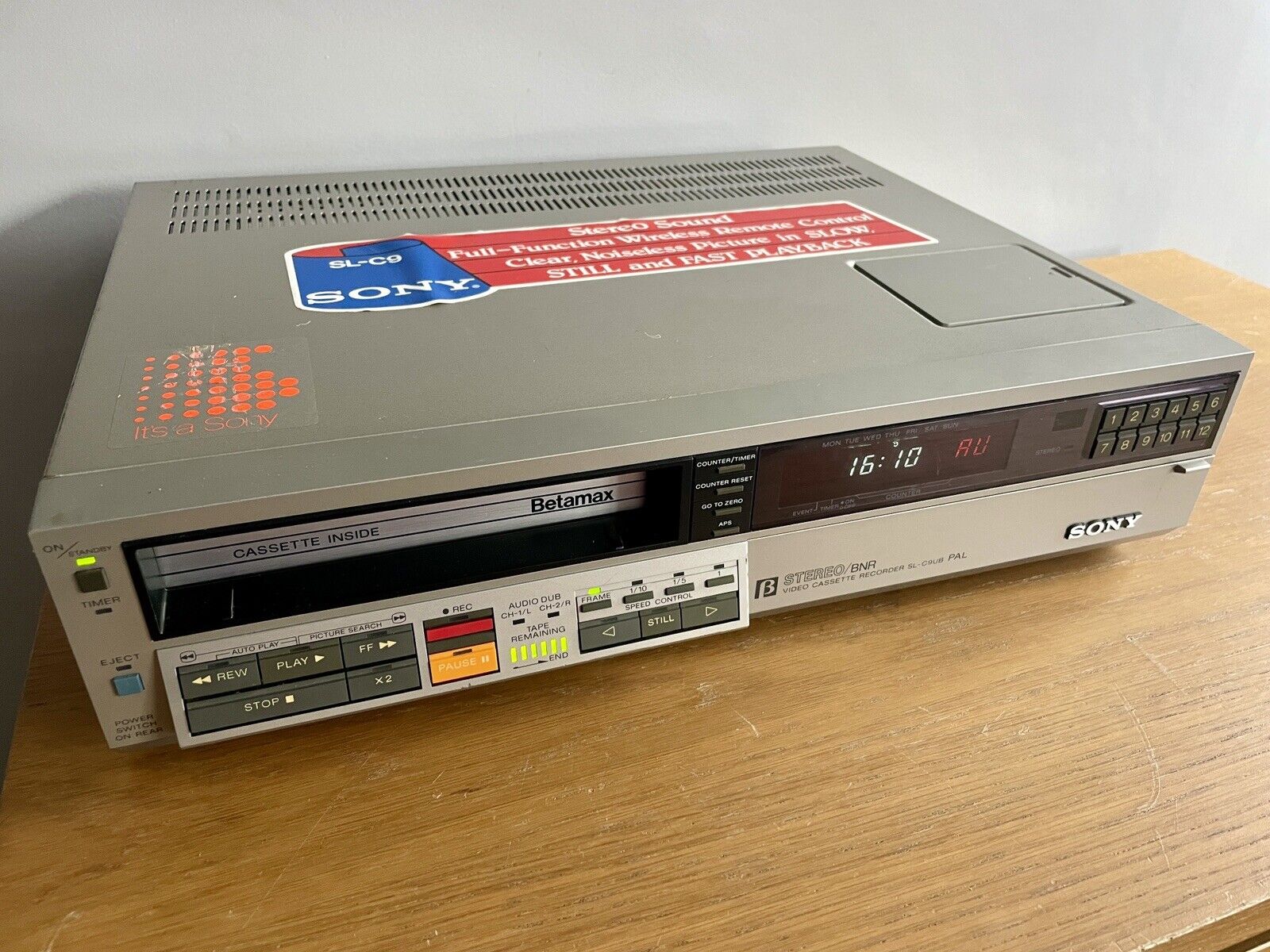 Видеомагнитофон SONY SL-C9UB Betamax - Отличный-Япония-1982-год