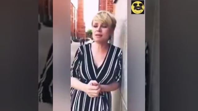 Вот ее плющит 😃. Смешно. Максометр. Мужское движение. смотреть онлайн