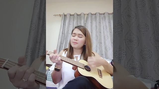 Can't help falling in love - Elvis Presley (Ukulele Cover) | Mapi Elazegui смотреть онлайн