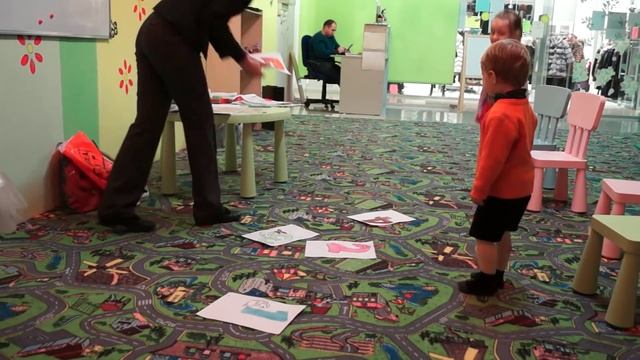 Занятия английским Миролик (Королев) дети от 3 лет смотреть онлайн