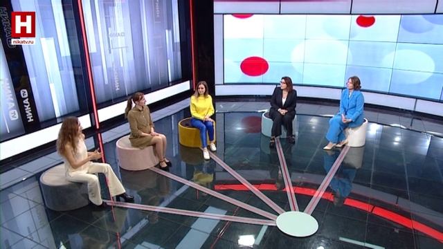 ГЛУШЕНКОВА — И ТОЧКА | Секрет Полишинеля смотреть онлайн