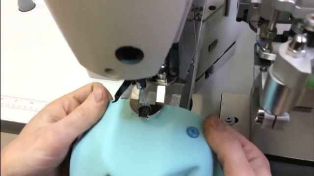 Autosew A-1903 — пуговичная машина с податчиком пуговиц A-938 смотреть онлайн