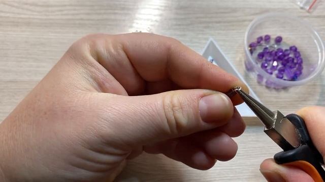 Нарядное колье из бусин. Украшение на праздник. Поделки своими руками. Beads ideas tutorial dyi смотреть онлайн