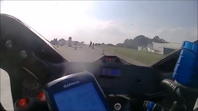 Suzuki GSX-R e899 K2 @ German Race Wars Turn 1 2018 - English version смотреть онлайн