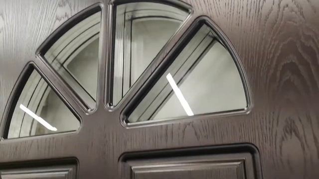 Уличная входная дверь со стеклом для частного дома, купить в Москве стальную дверь с терморазрывом смотреть онлайн