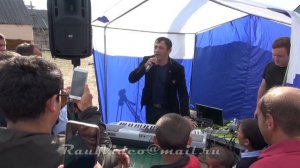 Цыган Забар исполняет песню Мама я пишу тебе письмо....