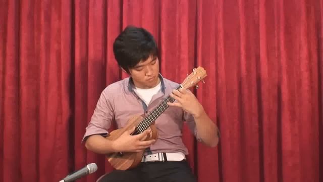 Wildwood Ukulele WT-500S смотреть онлайн