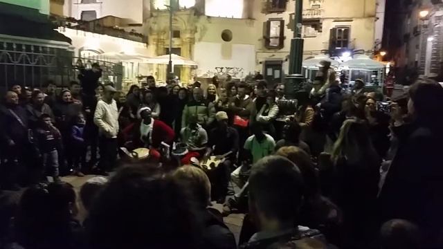 Bongo in Naples смотреть онлайн