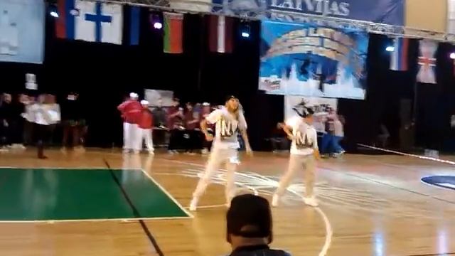 Саня и Киса.дуэт.финал.Латвия. смотреть онлайн