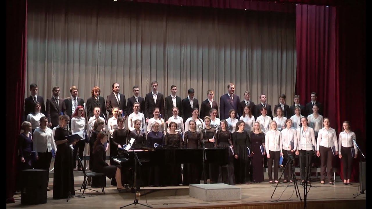Дирижируют дипломники Саратовского областного колледжа искусств (10.06.2016 года) смотреть онлайн