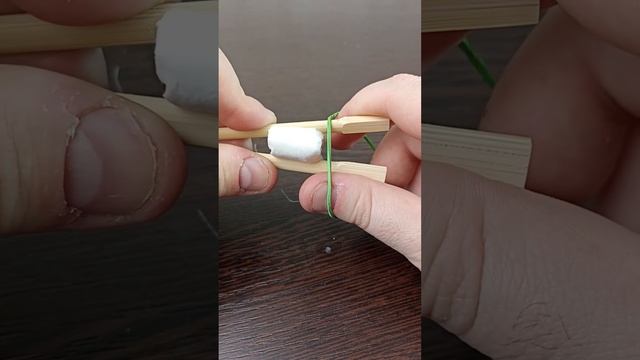 Как сделать тренажер для китайских палочек. смотреть онлайн