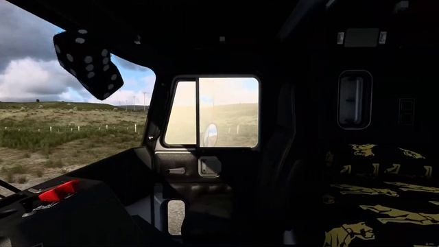 American Truck Simulator 2023 1.47 Montana Mack MH613 5.0 Modded /Wilson Silverstar Livestock смотреть онлайн