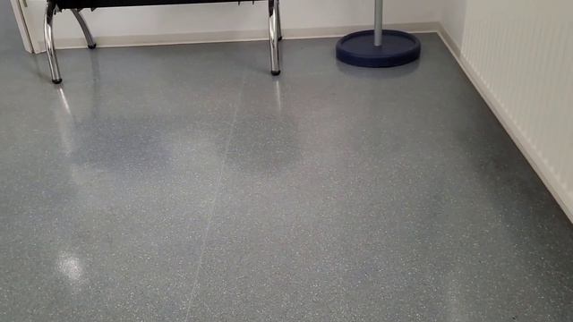 получила медицинскую страховку, иду к доктору смотреть онлайн