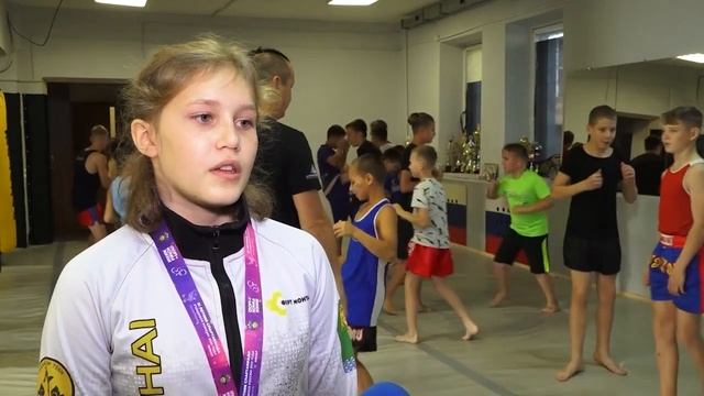 Ангарские тайбоксеры принесли сборной Иркутской области золото и серебро смотреть онлайн