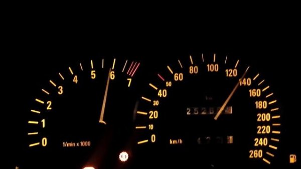 Opel Omega 3.0 automat 0-200