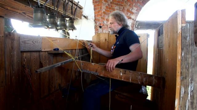 Звон в Духов день. 13.06.2022. @korfolion #колокольныйзвон смотреть онлайн