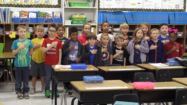 Pledge of Allegiance - Ms Edwards' 1st Grade Class смотреть онлайн