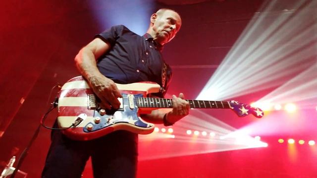 MC5 (Wayne Kramer)- Looking At You смотреть онлайн