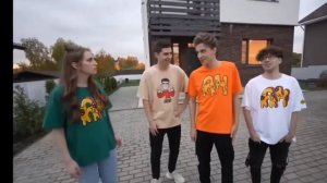 РИВИ ВЛЮБИЛАСЬ В А4 ♥️