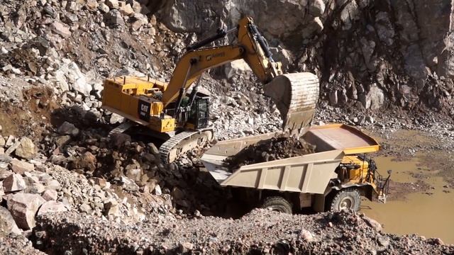 E39 Kristiansand-Mandal. AF Gruppen. Earthmoving of blasted rock. смотреть онлайн