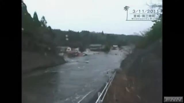 Tsunami 11.03.2011. Цунами в Японии 11 март 2011. 津波到達から引き波、そして爪痕まで   南三陸町・歌津住民の記録