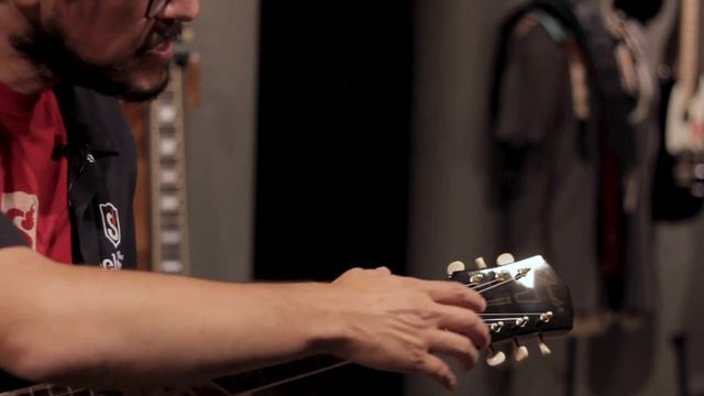 Con una nueva estética | Fender Tim Armstrong 10th Anniversary Hellcat смотреть онлайн