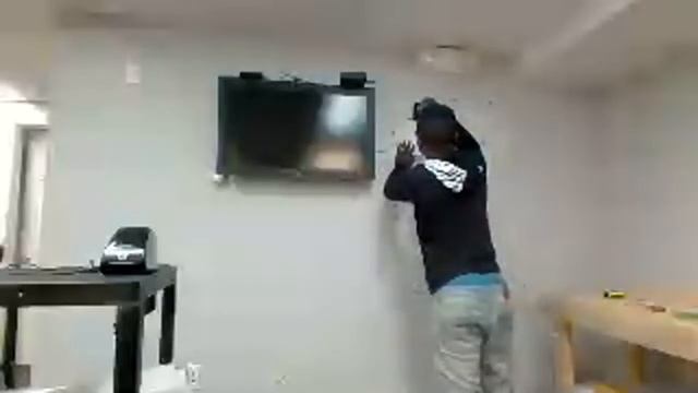 Printing LARGE wall decal using Oracal 631 смотреть онлайн