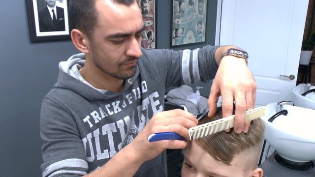 Барбершоп - Моя новая стрижка Chop Chop Barbershop Vlog | Уфа