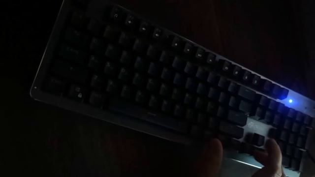 Показываю Oklick 970G Dark Knight своим друзьям смотреть онлайн