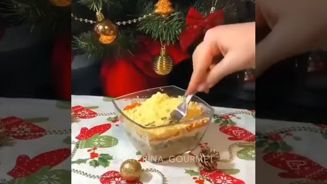 САЛАТ С ПЕЧЕНЬЮ - ТРЕСКИ смотреть онлайн