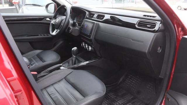 Arkana Красный