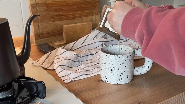 ВЛОГ ⎮ последние дни в Питере, готовлюсь к поездке домой, много учусь и заново люблю готовить дома смотреть онлайн