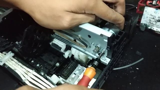 Service Bongkar Epson L565 error code 0xe8 смотреть онлайн