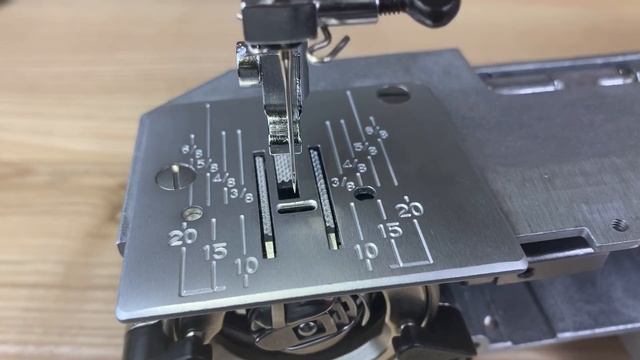 ПРИ ШИТЬЕ ТКАНЬ УХОДИТ В СТОРОНУ? Как исправить советы от Папа Швей. смотреть онлайн