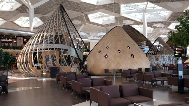 ✈️ Самый красивый аэропорт в мире. Баку, Азербайджан, а/п им. Гейдара Алиева. GYD (Baku airport) смотреть онлайн