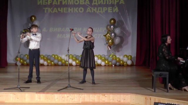 А. Вивальди. Концерт До мажор для двух флейт с оркестром. Часть I смотреть онлайн