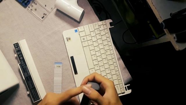 No Display - Asus Eee PC R101D Fix смотреть онлайн