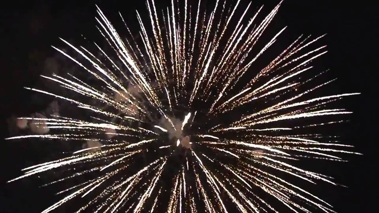 Фейерверк_Салют от компании Яркие огни смотреть онлайн