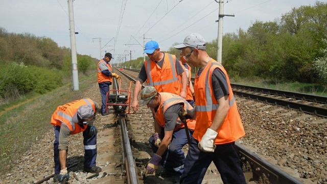 С Днём Железнодорожника, друзья! смотреть онлайн