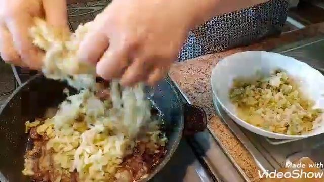 Жареные солёные листья пекинской капусты,с мясом.Вкуснее не бывает. смотреть онлайн