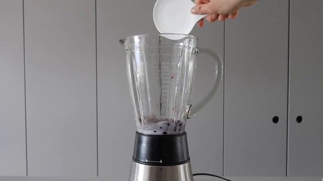 Ягодный смузи/Berry Smoothie смотреть онлайн