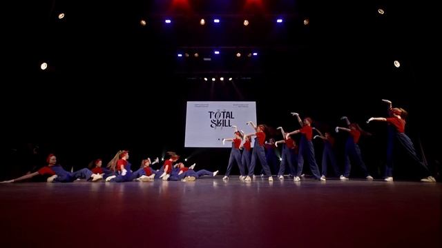 AZ, STREET SHOW 14 17 лет смотреть онлайн