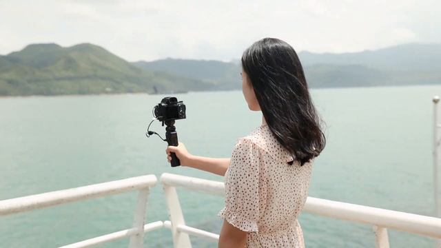 JJC TP-S2 Wired Shooting Grip, Replaces Sony GP-VPT1 смотреть онлайн